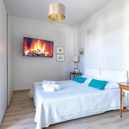 Appartement Guesthost - Bright With Parking Near Viareggio